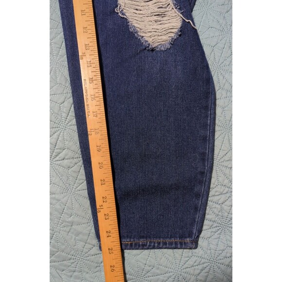 🆕️TIME AND TRU Women's Sz 2 Mid Wash High-Rise Barrell Jeans Whiskers Trendy - Picture 10 of 11